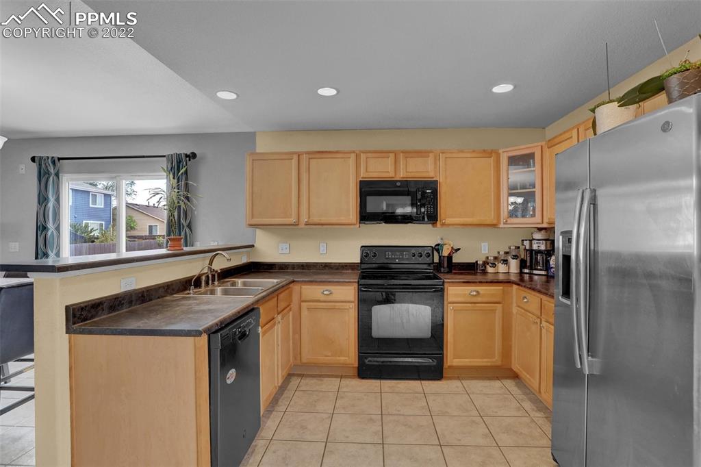 Listing 9505587, Image 15 of 36