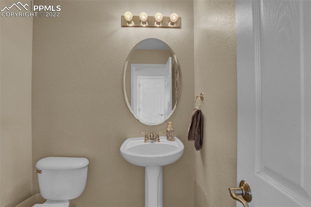 Listing 9505587, Image 19 of 36