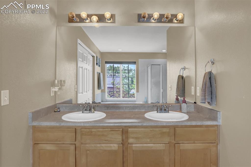 Listing 9505587, Image 29 of 36