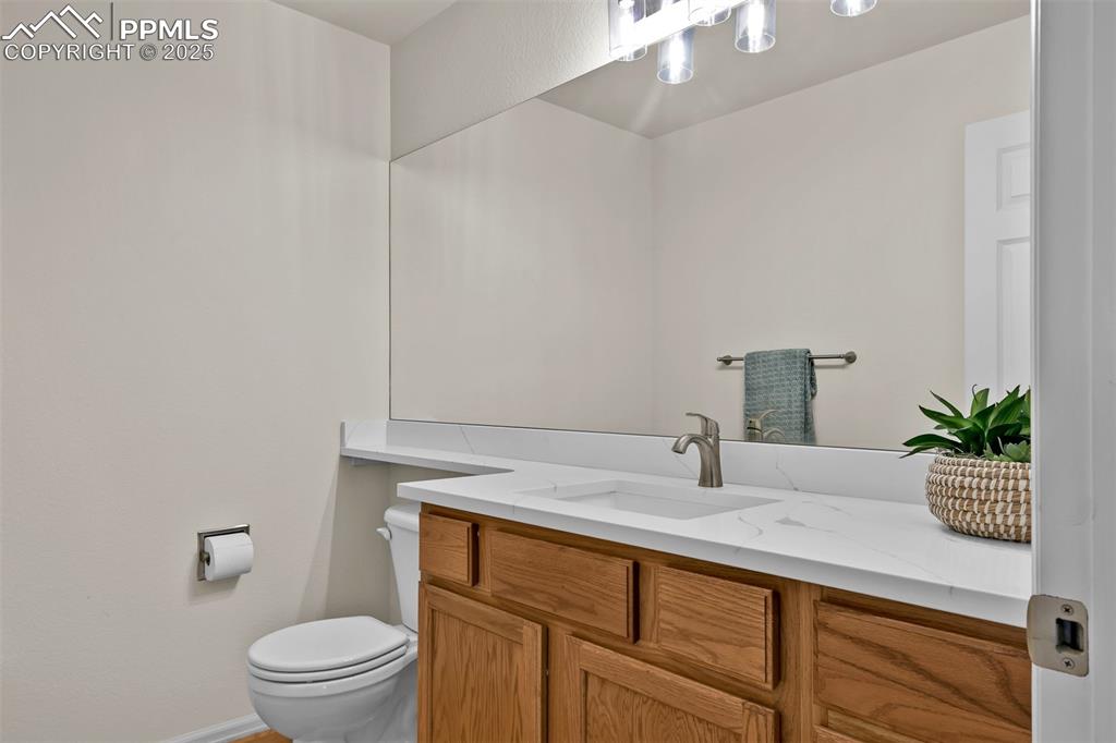 Image 18 of 47: Bathroom