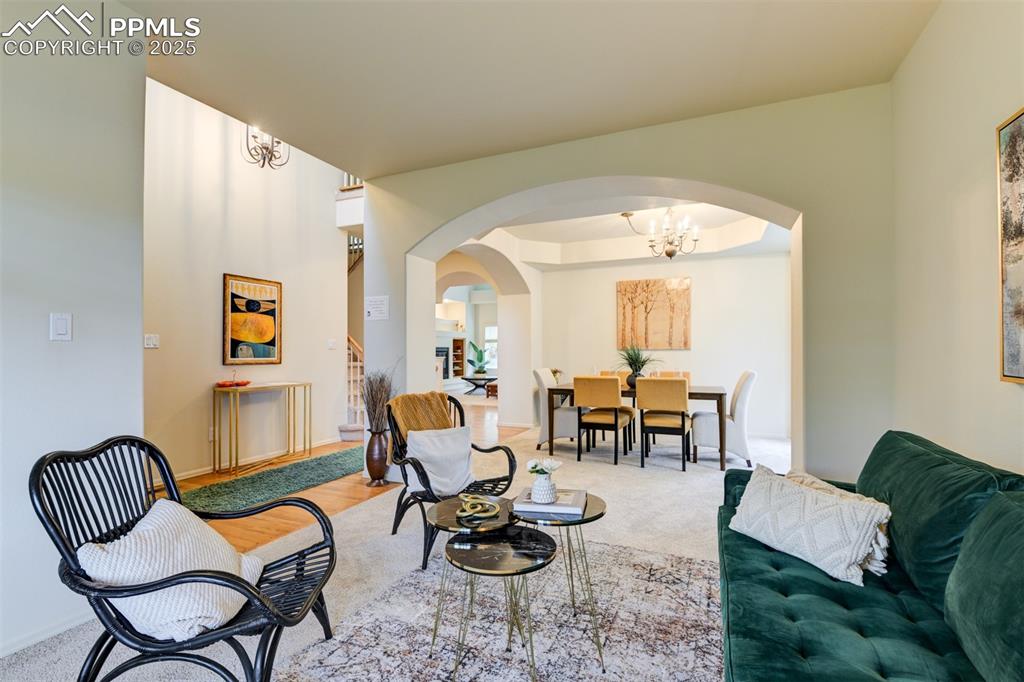 Image 5 of 47: Sitting Room