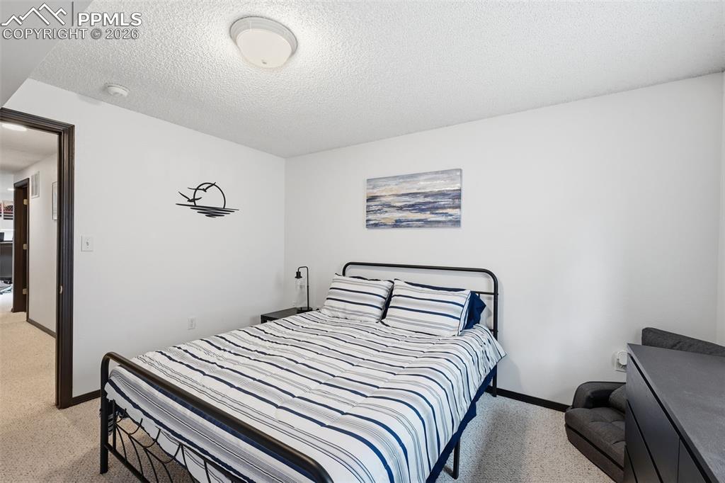 Image 22 of 35: Bedroom