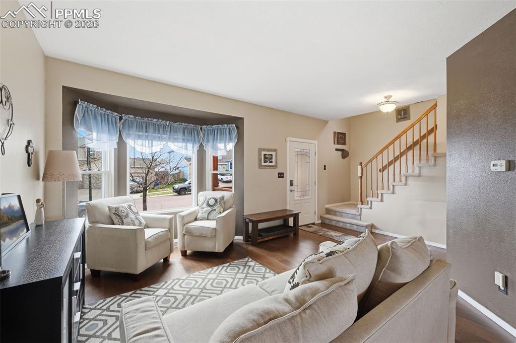 Image 3 of 35: Living Room