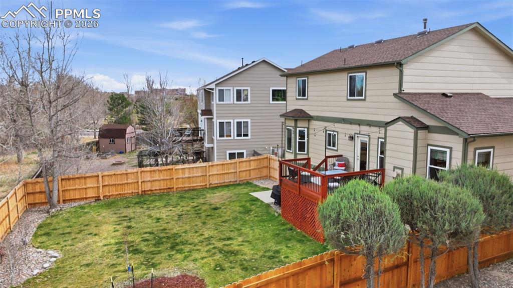 Image 32 of 35: Back of Structure