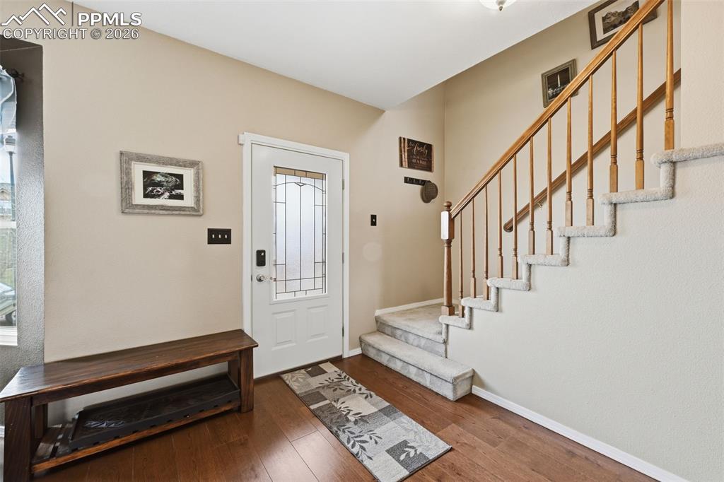 Image 5 of 35: Entry