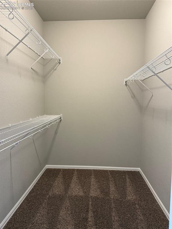 Image 18 of 47: Closet