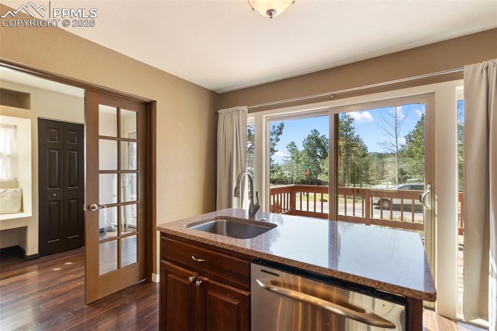 Image 14 of 30: No Description Available