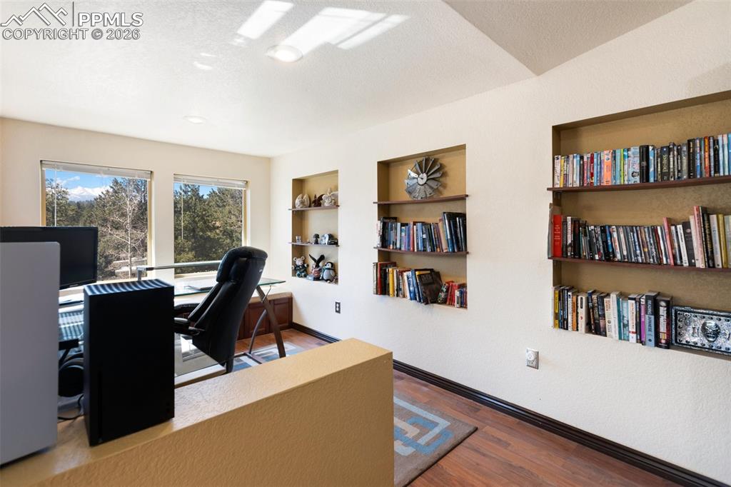 Image 21 of 30: No Description Available