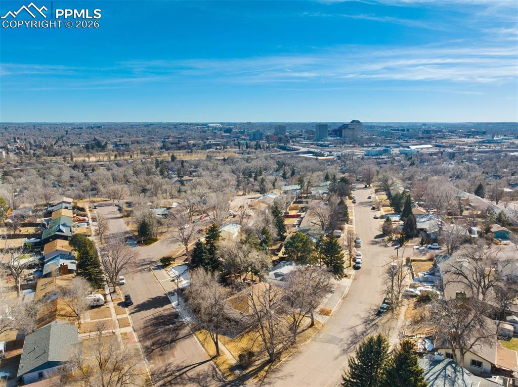 Image 4 of 10: Close to downtown Colorado Springs