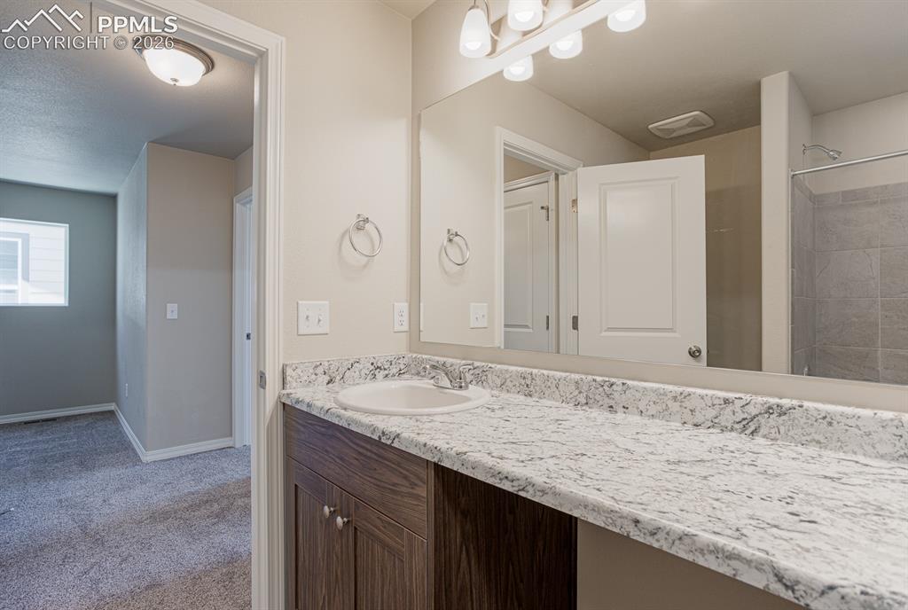 Image 2 of 26: Bathroom