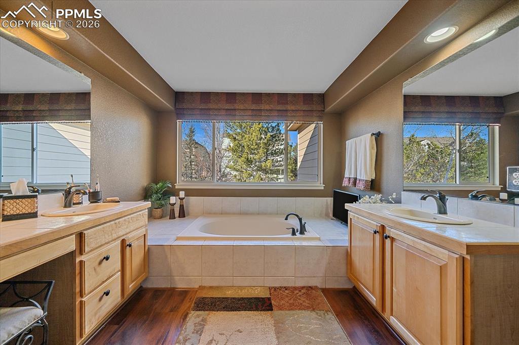 Image 23 of 50: Primary Bath - 5 piece bath