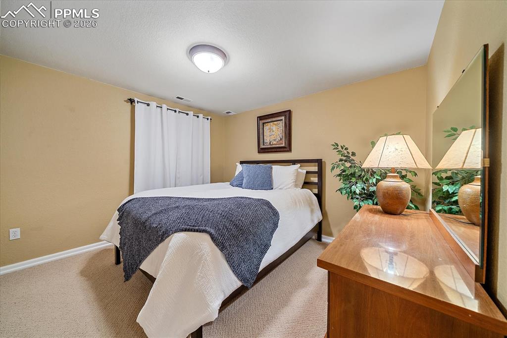 Image 38 of 50: Basement Bedroom 5