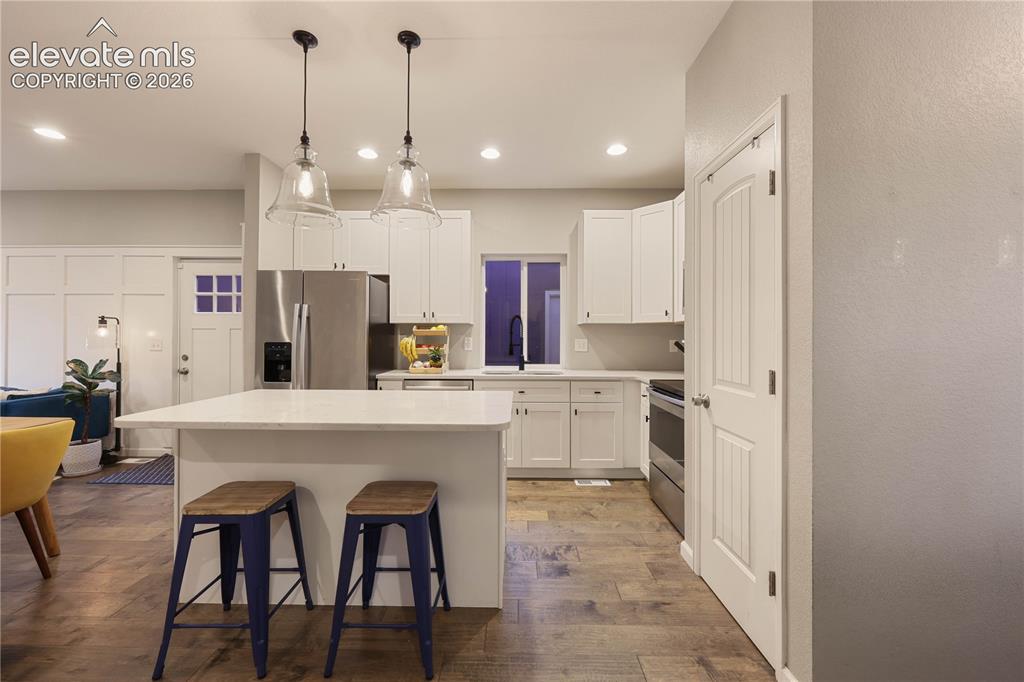 Image 8 of 35: Kitchen