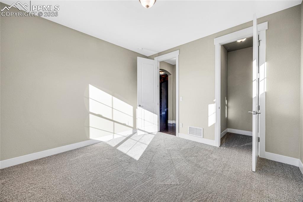 Image 25 of 44: Bedroom