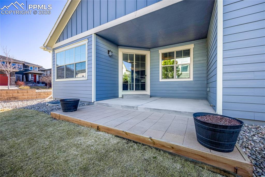 Image 35 of 44: Patio