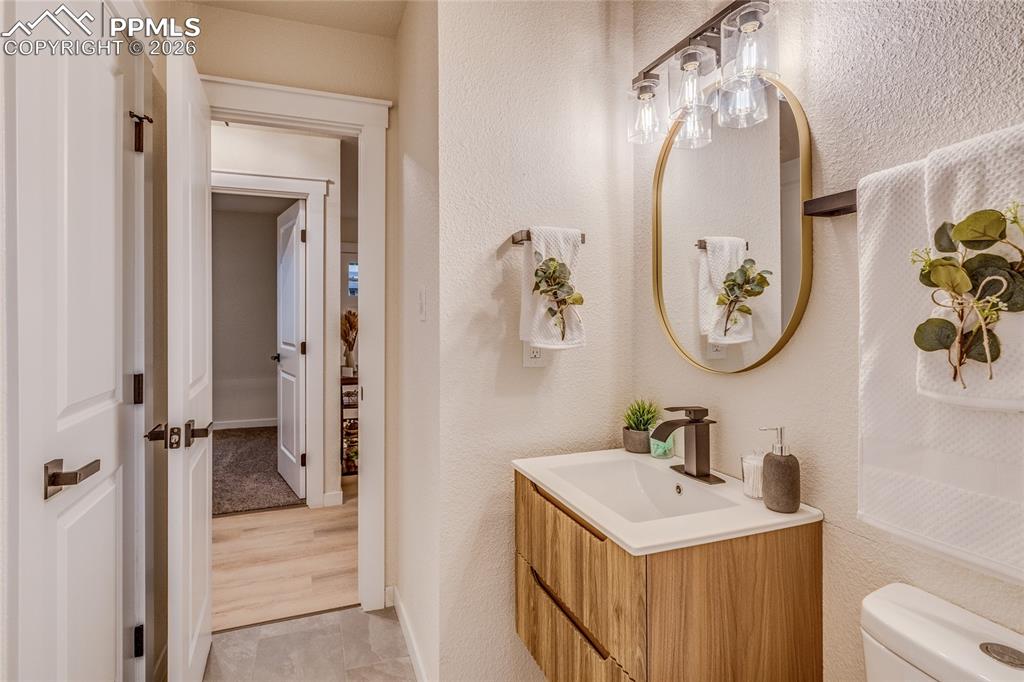 Image 13 of 38: Bathroom