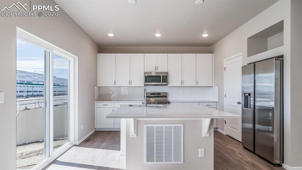 Image 12 of 39: Photos of a model home