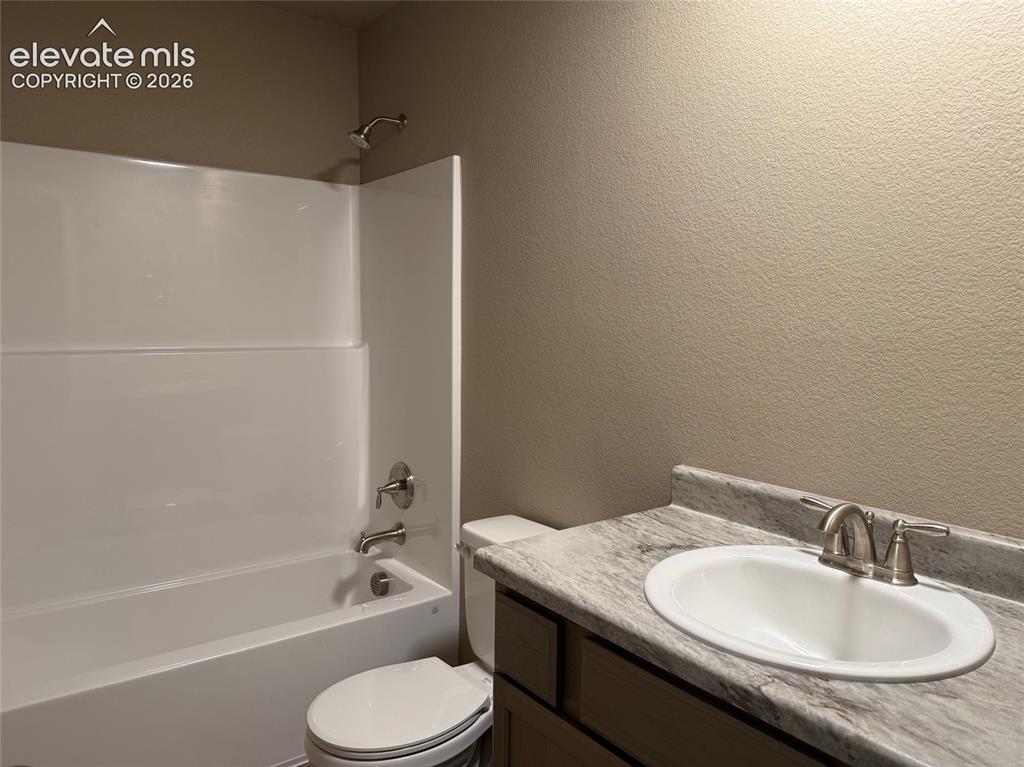 Image 12 of 29: Bathroom