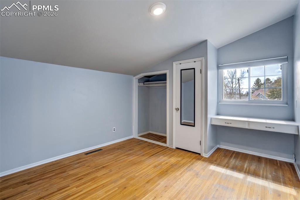 Image 20 of 47: Bedroom