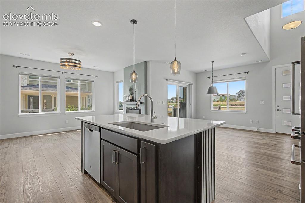 Image 12 of 48: Kitchen