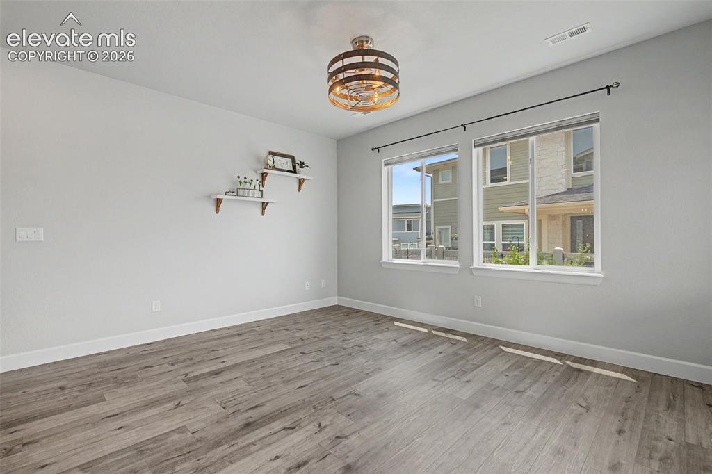 Image 16 of 48: Great Room