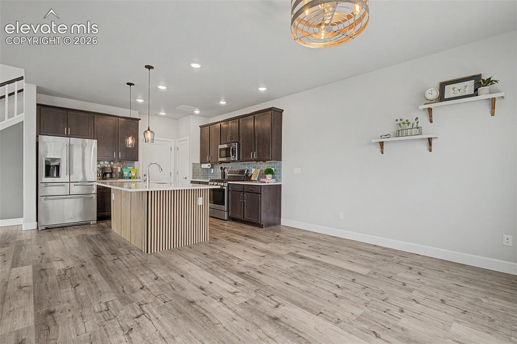 Image 17 of 48: Great Room