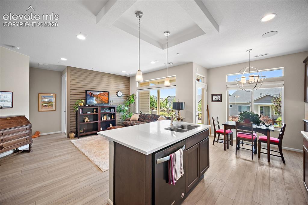 Image 8 of 24: Kitchen