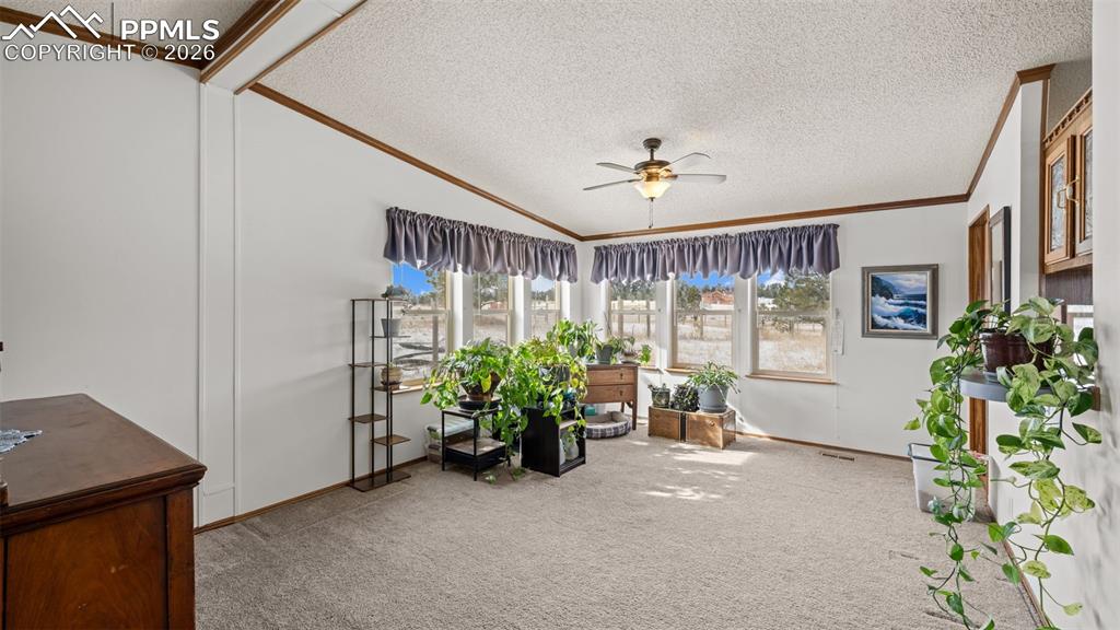 Image 17 of 42: Sitting Room