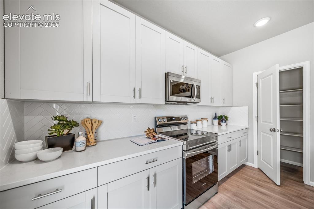 Image 22 of 30: Photo of a model home