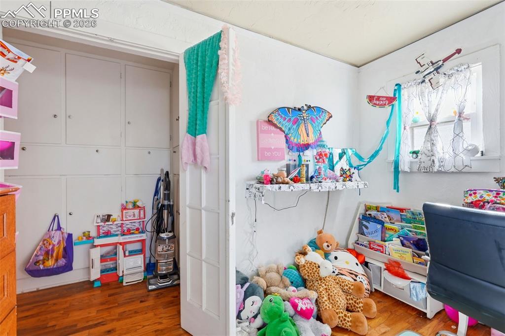 Image 34 of 50: Game Room