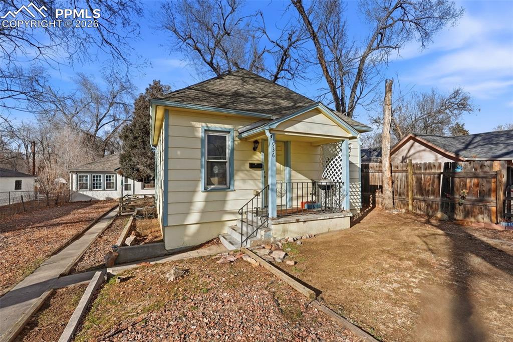 Image 41 of 50: Front of Structure