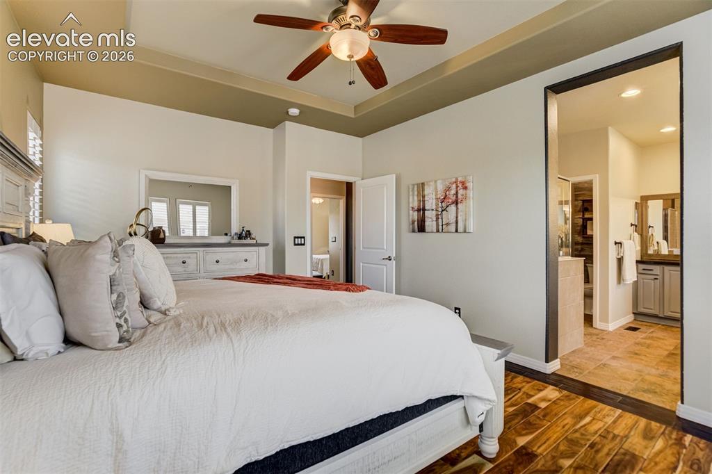 Image 15 of 43: Bedroom