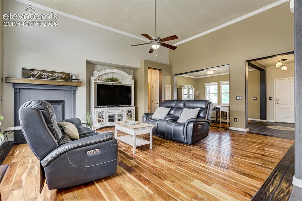 Image 4 of 43: Living Room