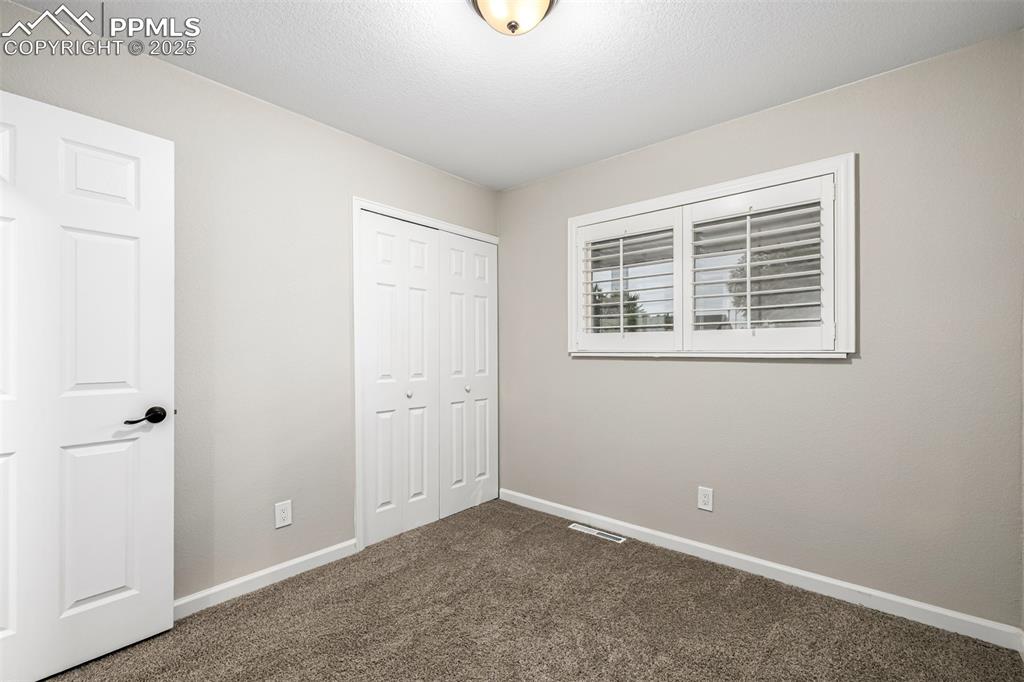Image 15 of 42: Bedroom