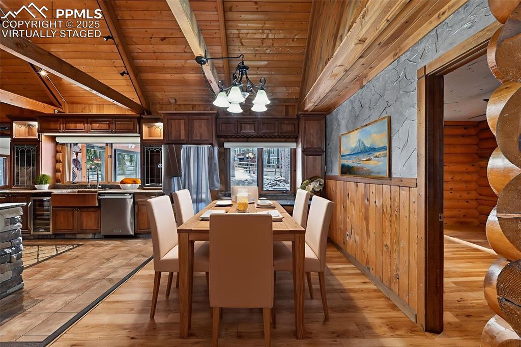 Image 16 of 49: Virtually Staged