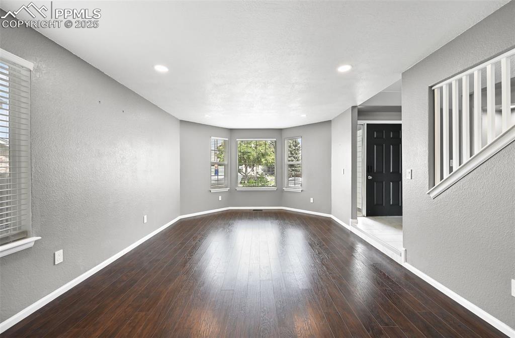 Image 14 of 42: Living Room