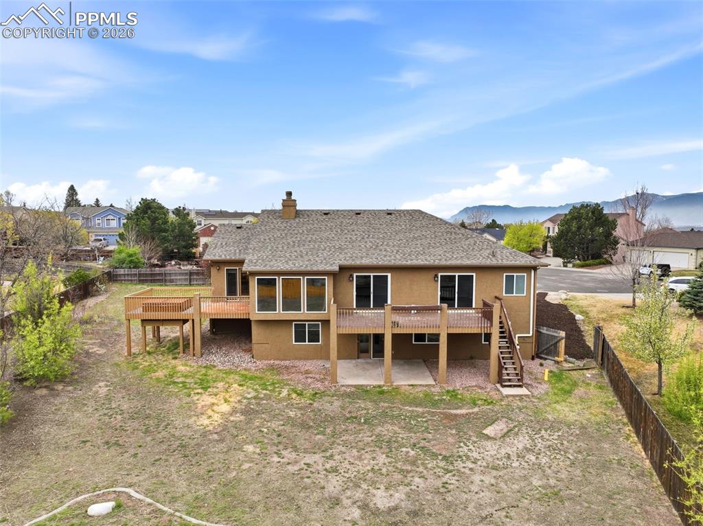 Image 40 of 44: Back of Structure