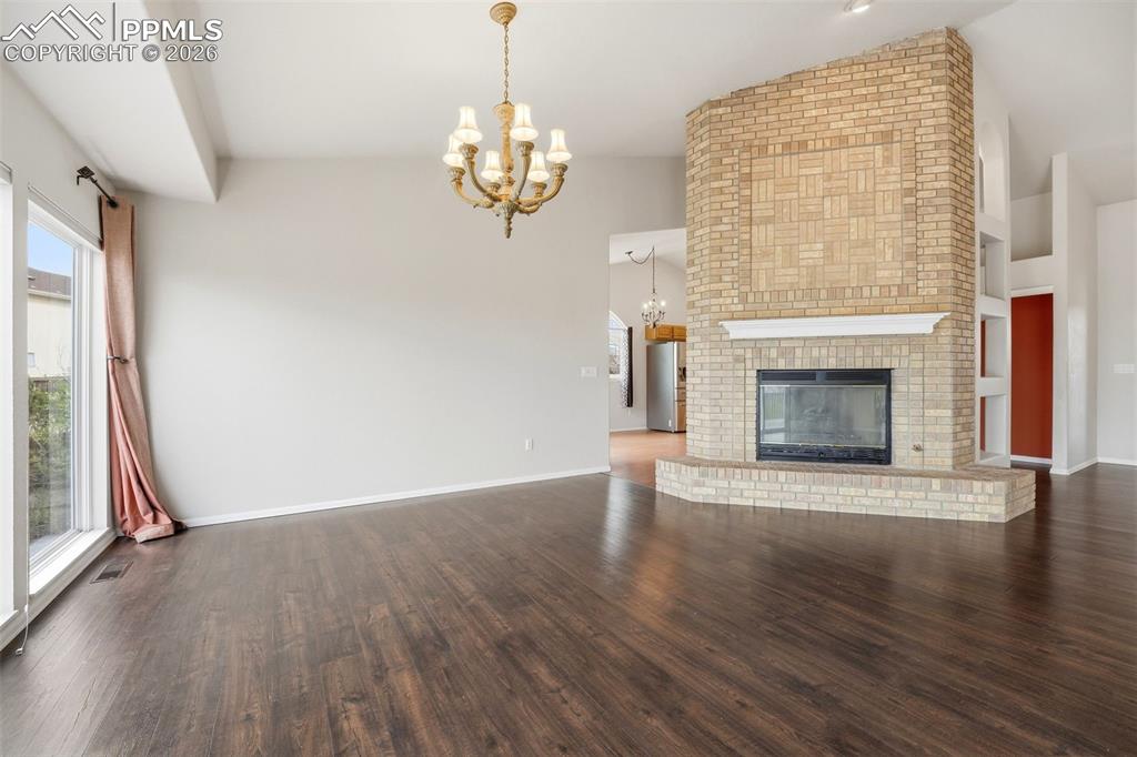 Image 6 of 44: Living Room