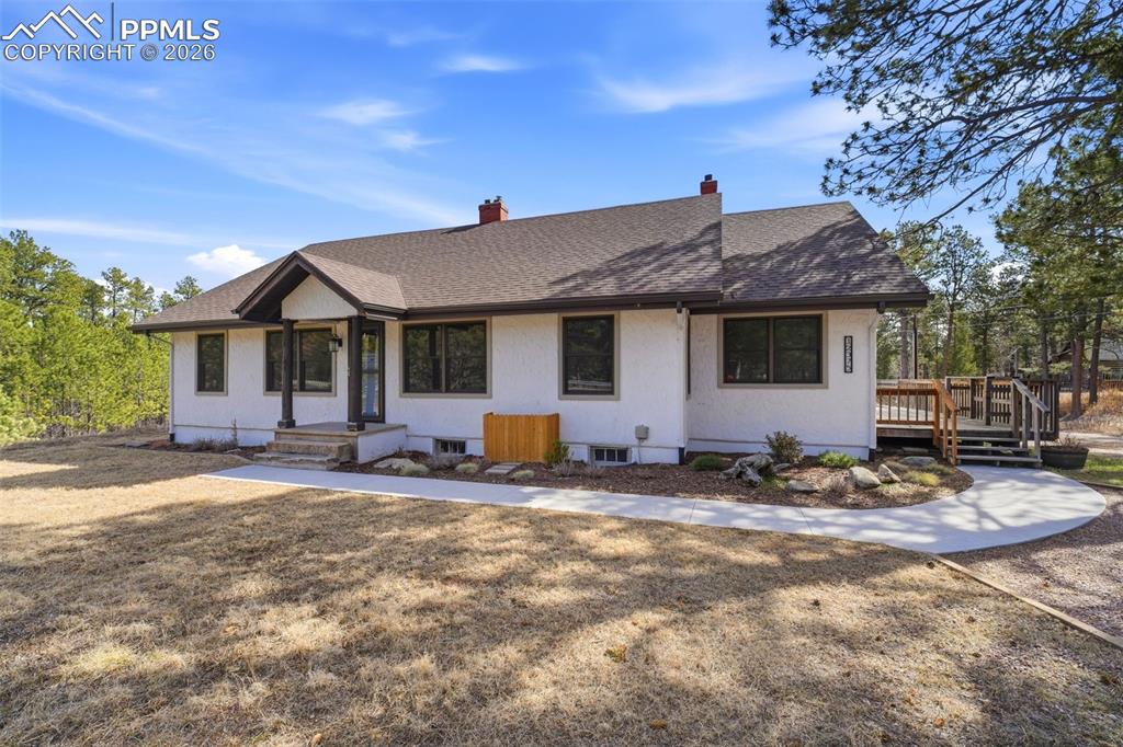 Image 3 of 49: Front of Structure