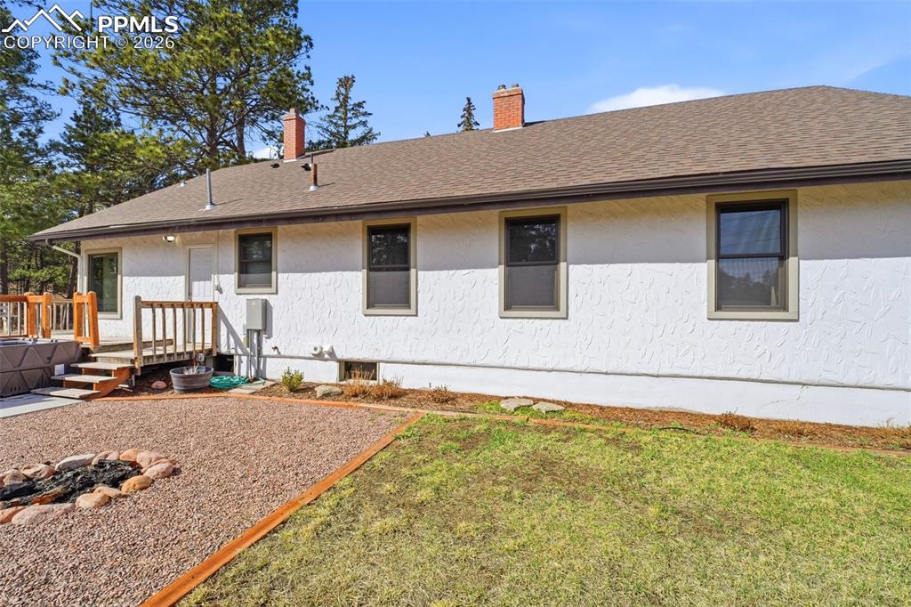 Image 45 of 49: Deck