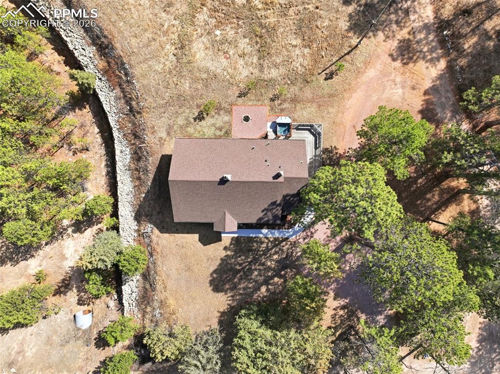 Image 46 of 49: Deck