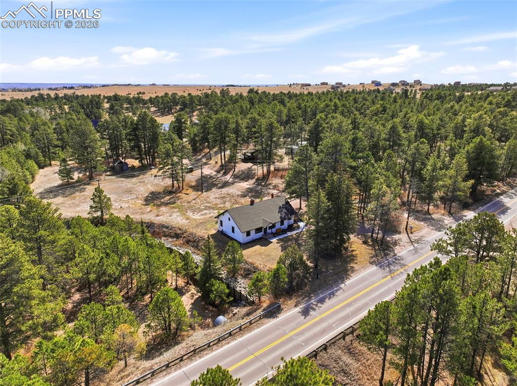 Image 47 of 49: Back of Structure