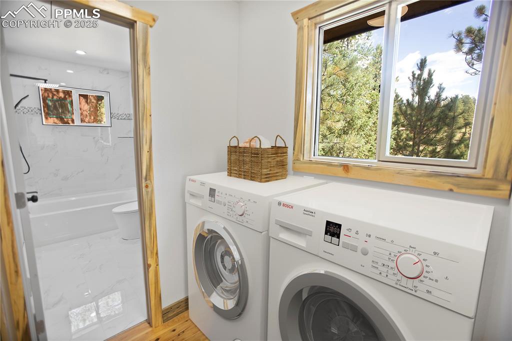 Image 16 of 49: Laundry