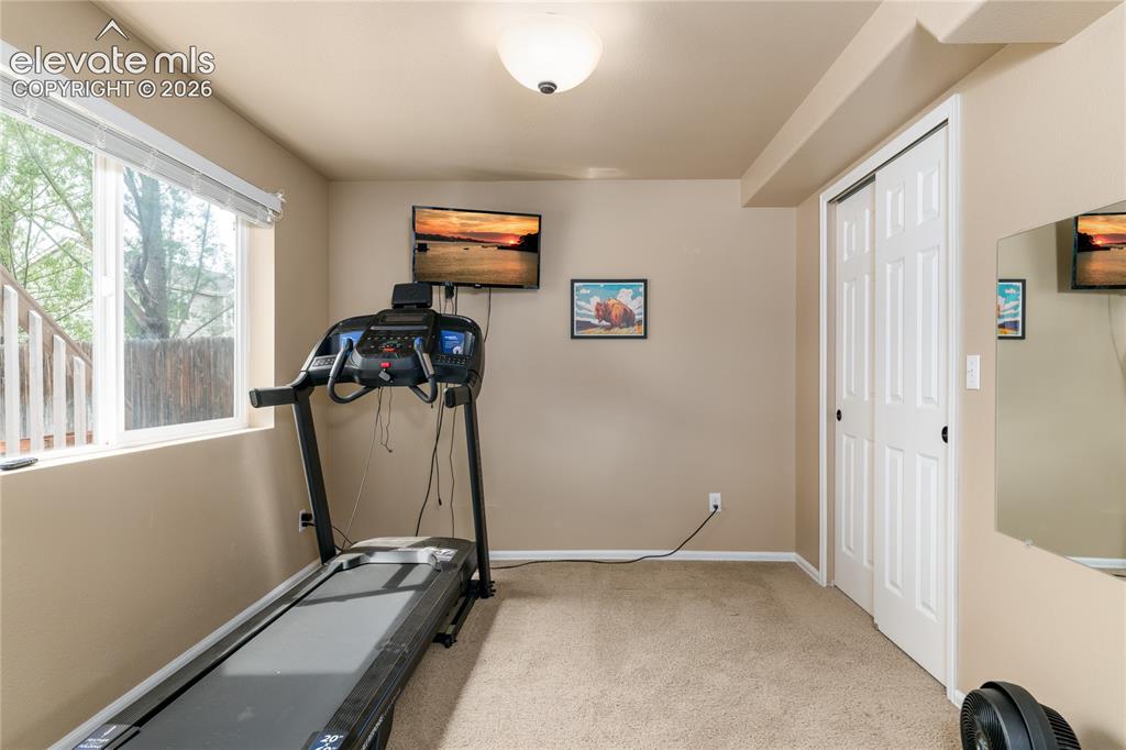 Image 27 of 35: Exercise Room