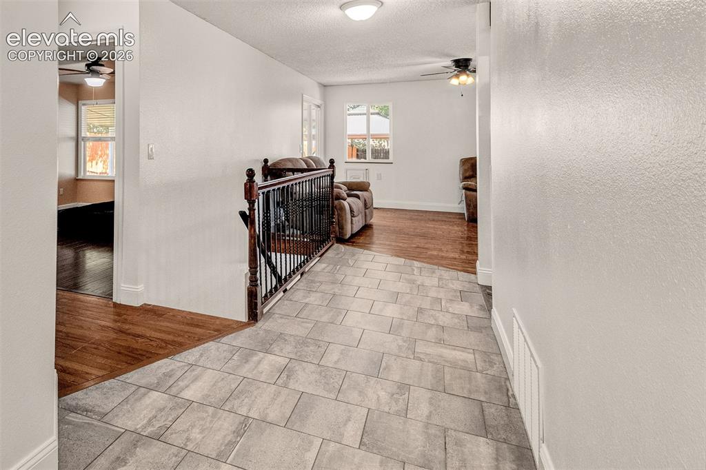 Image 4 of 46: Entrance Foyer