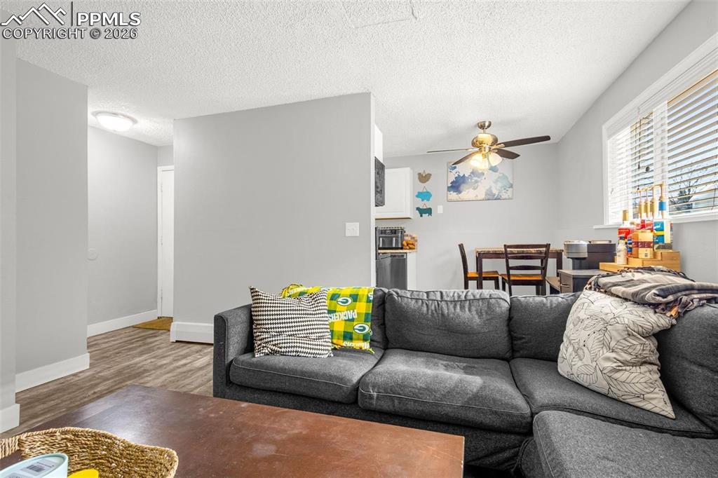 Image 8 of 17: Living Room