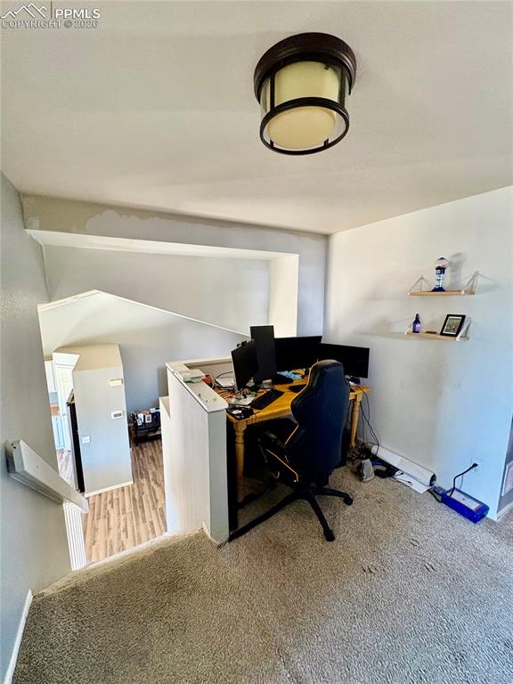 Image 9 of 11: Versatile loft space