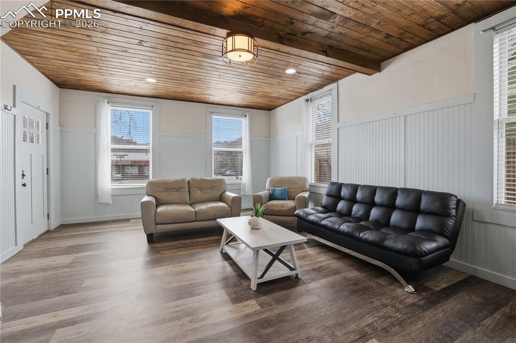 Image 7 of 36: No Description Available