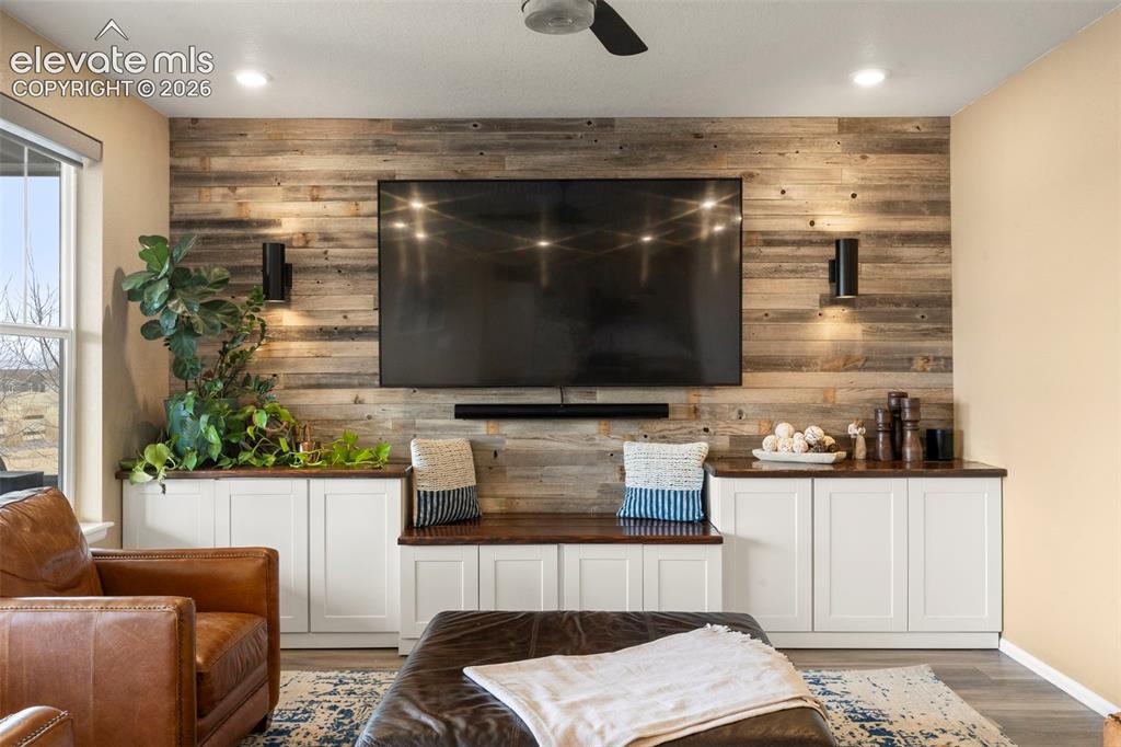 Image 8 of 29: Living Room
