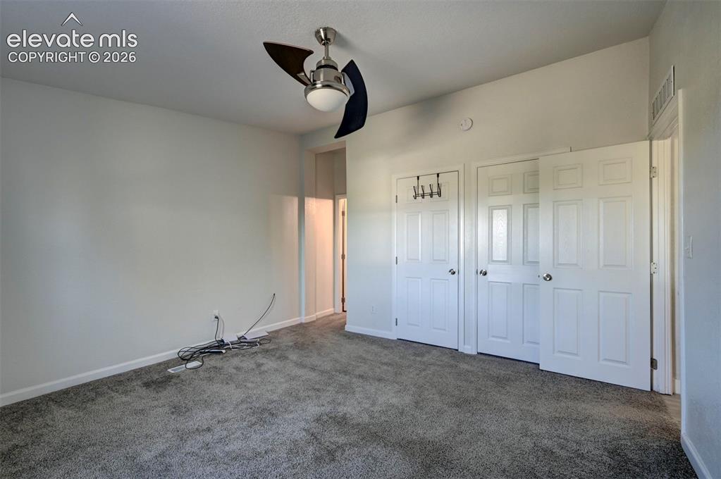 Image 17 of 49: Bedroom